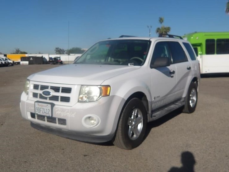 2012-ford-escape-image-1