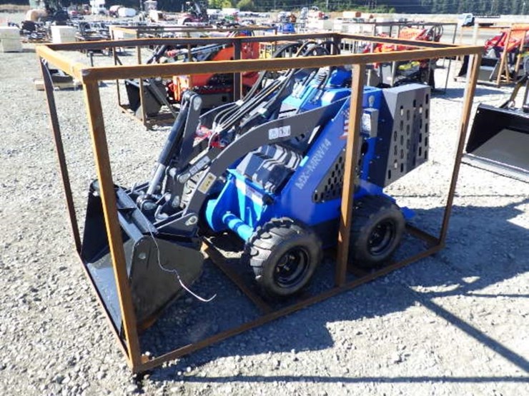 2026-agt-mx-mrw14-skid-steer-loader-image-1