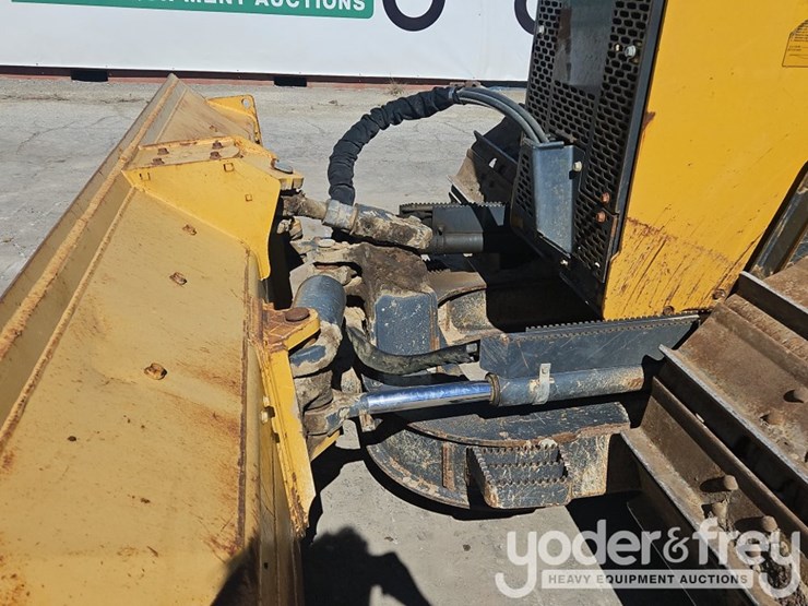2018-deere-650k-image-11