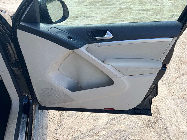 2016-volkswagen-tiguan-image-20