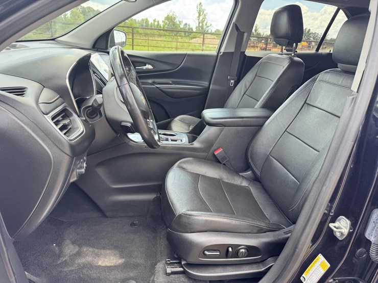2020-chevrolet-equinox-image-13