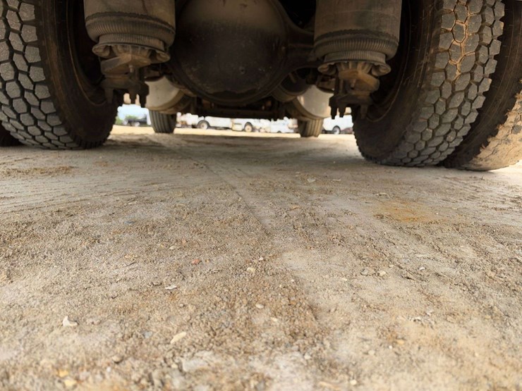 2010-international-transtar-8600-image-24