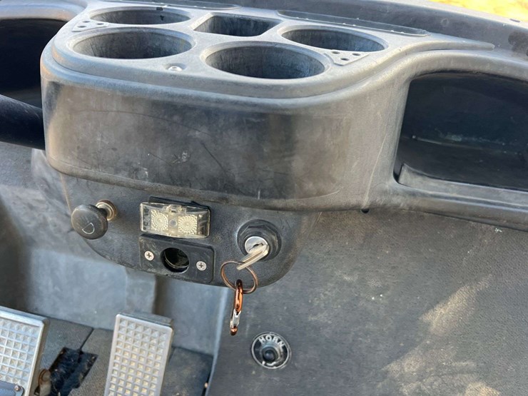 2008-yamaha-drive-ydre-electric-golf-cart-w/-rear-utility-box-image-17
