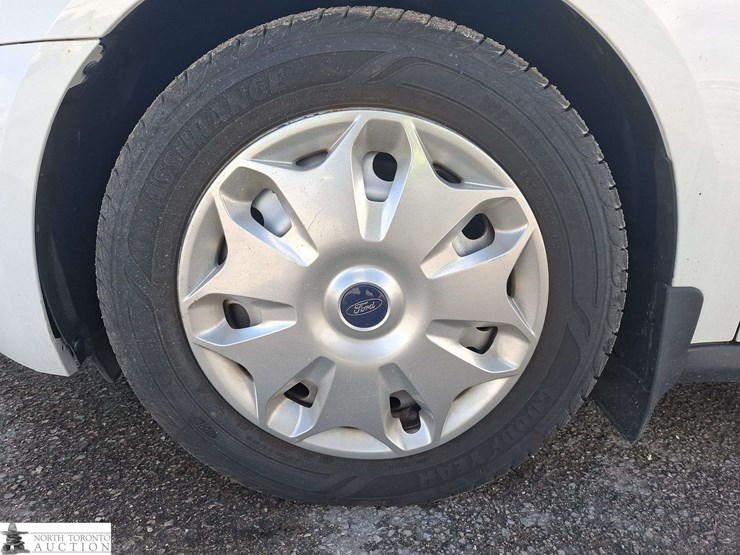 2015-ford-transit-connect-image-16