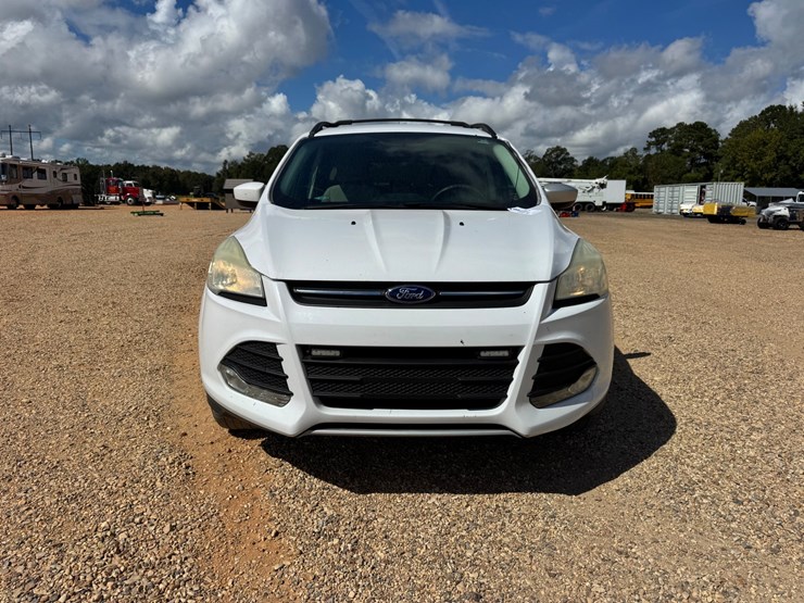 2015-ford-escape-image-8