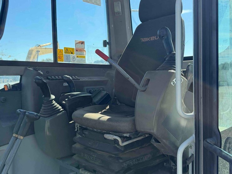 takeuchi-tb290-image-19