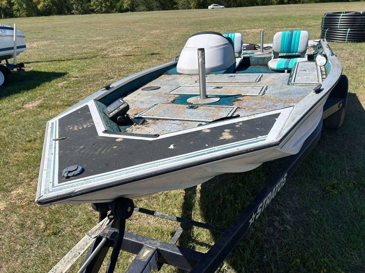 1998-lowe-170-aluminum-bass-boat-w/-trailer-image-7