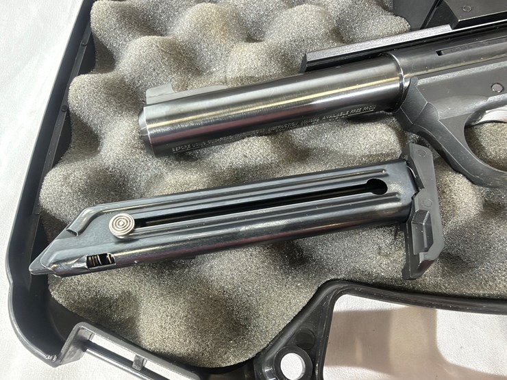 #30-•-ruger-22/45-mark-iii-pistol-image-4