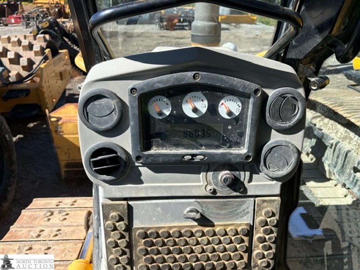 2008-caterpillar-d6k-xl-image-10