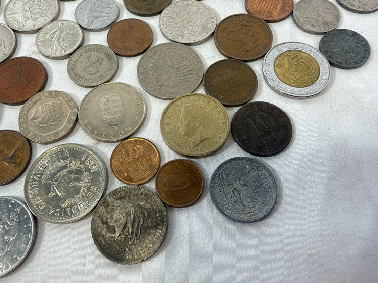 #40146-•-bag-of-foreign-coins-image-3