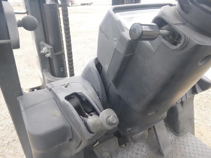 nissan-mcp1f2a20lv-forklift-image-7