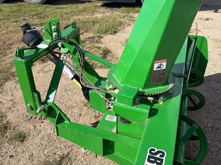 frontier-model-sb1174-like-absolutely-brand-new-3-point-snow-blower,-hydraulic-chute,-john-deere-jiffy-hitch,-none-nicer,-check-photos-image-13
