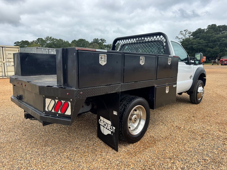 2016-ford-f550-xl-image-5