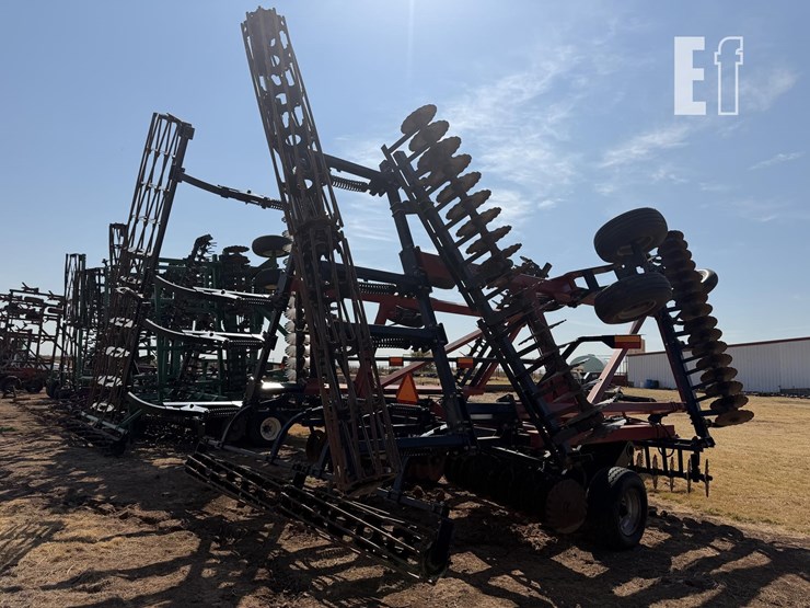 case-ih-true-tandem-330-turbo-image-3