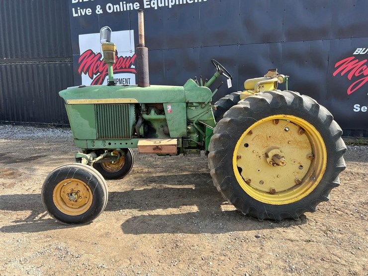john-deere-3010-image-3