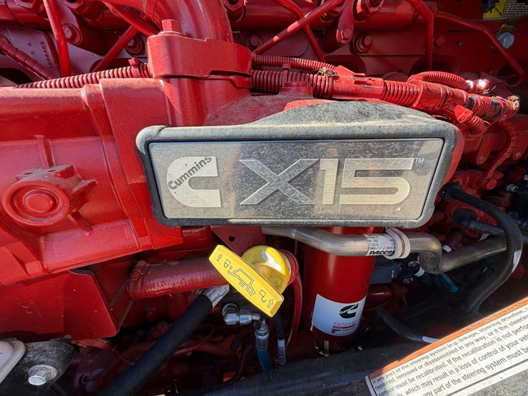 2024-kenworth-t880-image-56