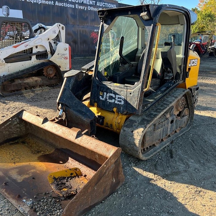 JCB 2TS-7T