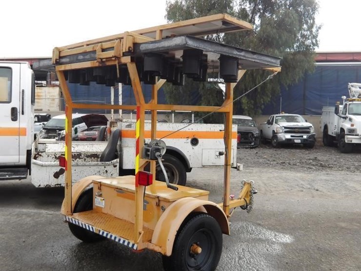 2009-myers-&-sons-gb4001-arrowboard-trailer-image-4