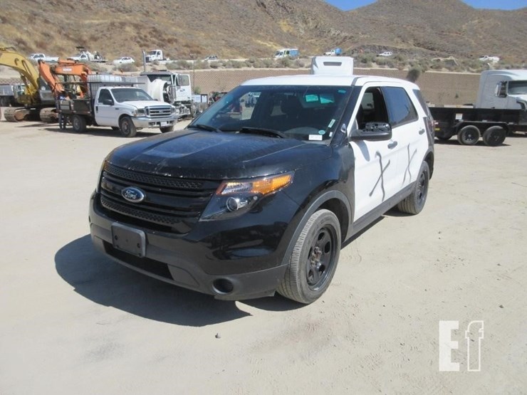 2014-ford-explorer-image-1