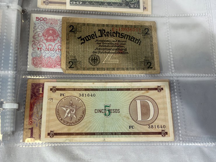#40307-•-foreign-currency-bank-notes-image-171