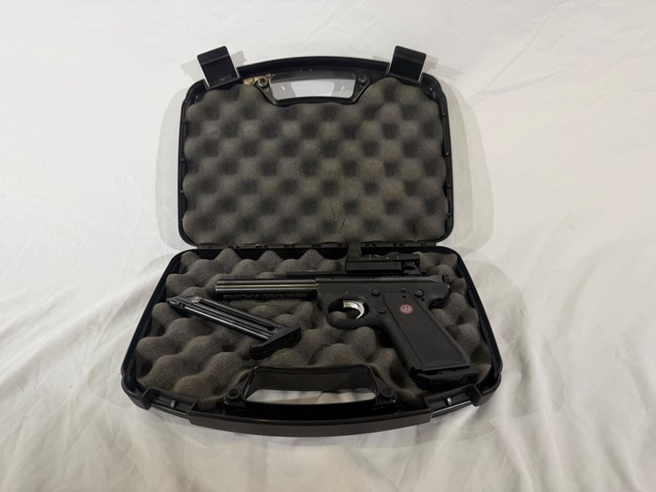 #30-•-ruger-22/45-mark-iii-pistol-image-37