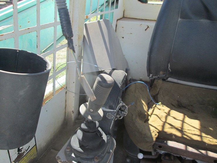 takeuchi-tl26-2-image-19