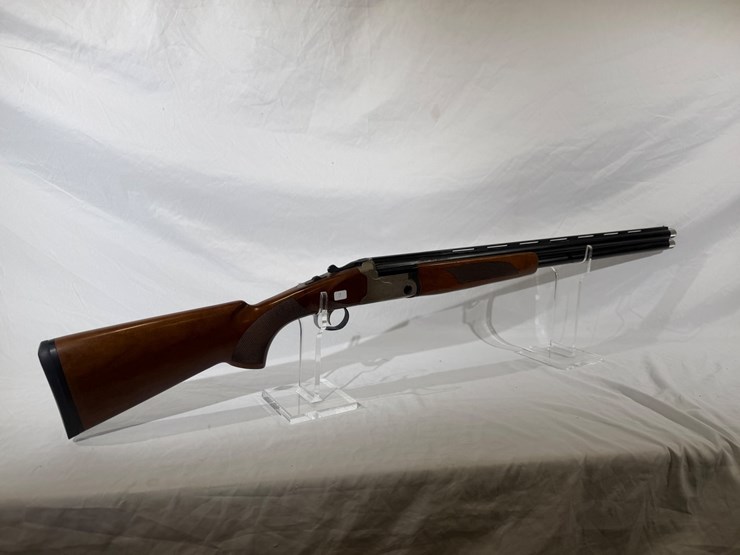 #32-•-mossberg-silver-reserve-ii-over/under-shotgun-image-16