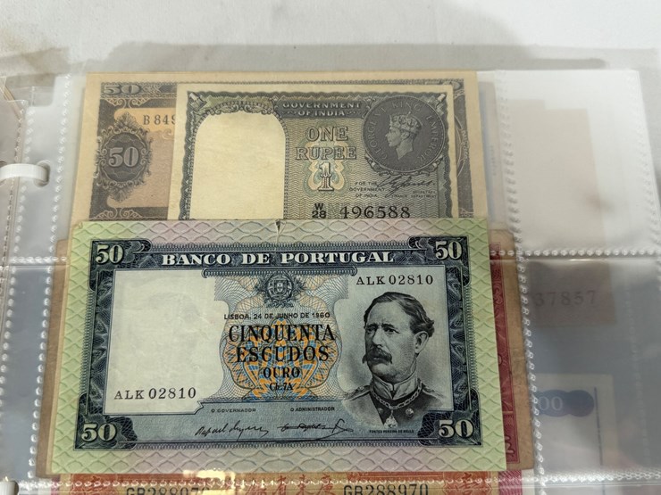 #40307-•-foreign-currency-bank-notes-image-49