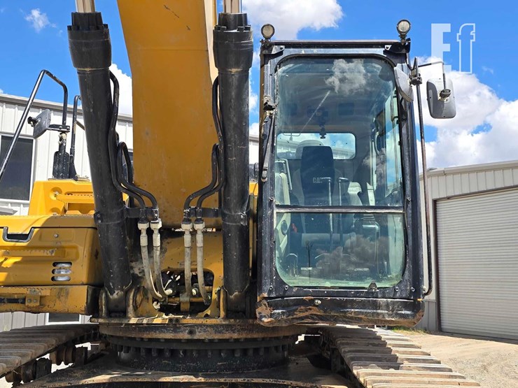 2016-caterpillar-336fl-image-14