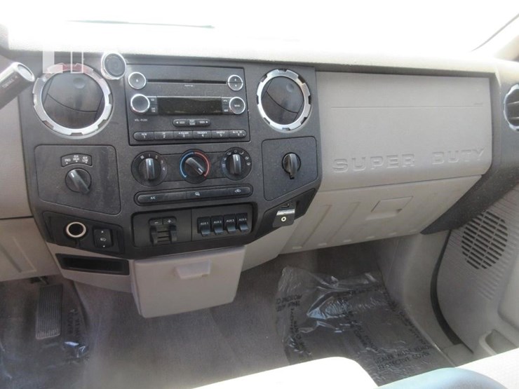 2010-ford-f250-xlt-image-9