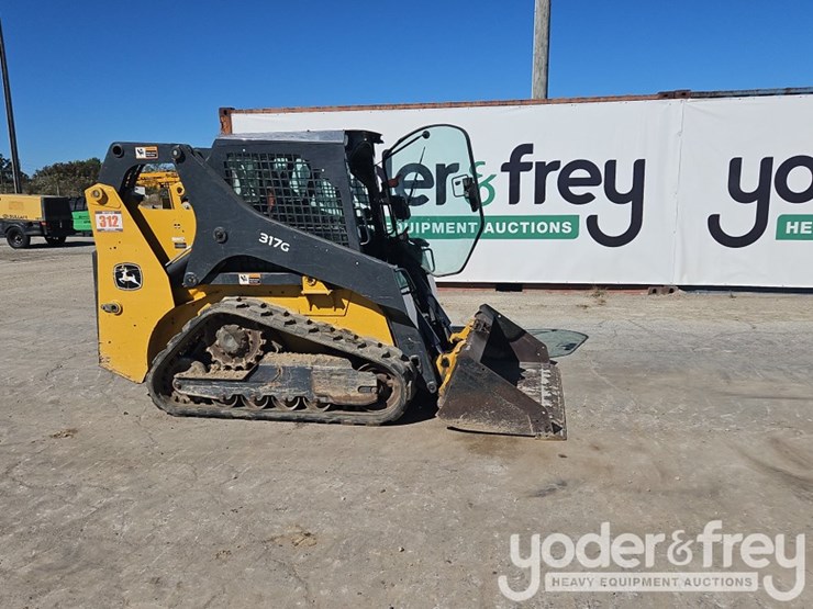 2019-deere-317g-image-7