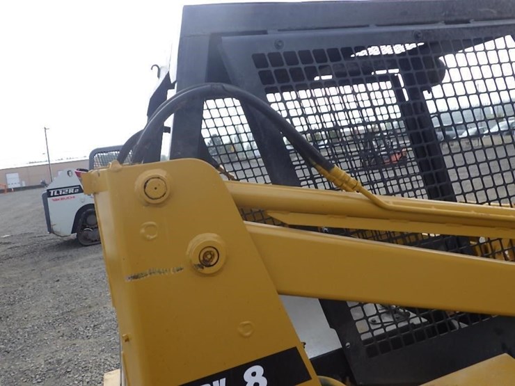 toyota-sdk8-skid-steer-loader-image-21