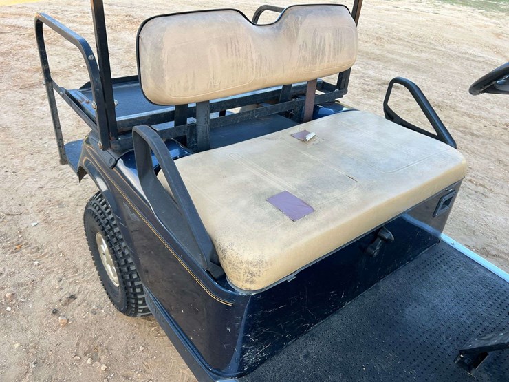 e-z-go-txt-electric-golf-cart-custom-lifted-image-20