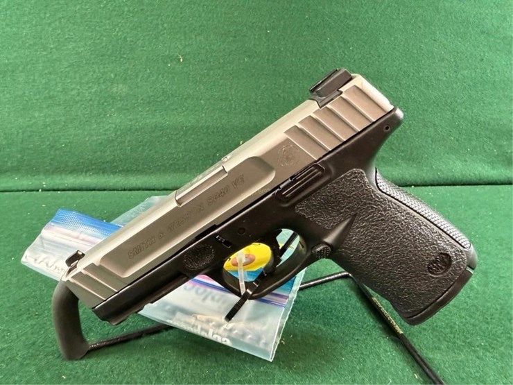smith-&-wesson-mdl.sd40-ve-40-s&w-pistol-image-10