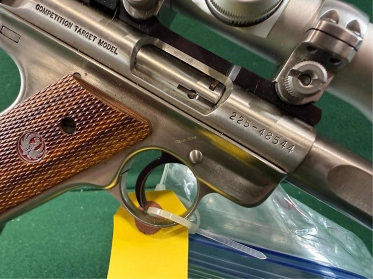 ruger-mark-ii-target-22lr-pistol-image-5