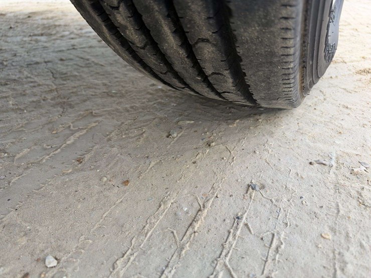 2008-ford-f550-image-27