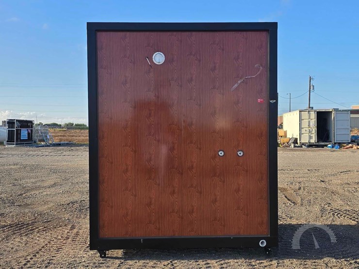 mobile-toilet-with-shower-image-8