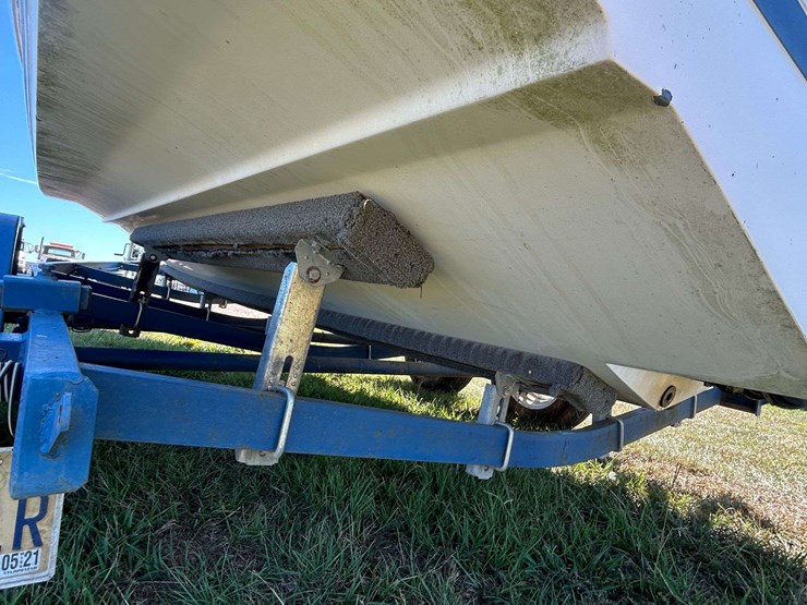 1998-cobalt-200-ski-boat-w/-trailer-(inop)-(no-motor)-image-26