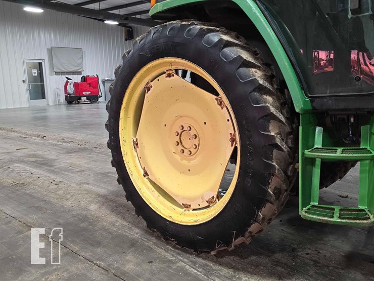 1995-john-deere-6400-image-19