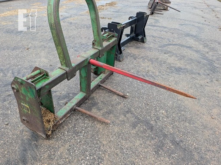 john-deere-round-bale-spear-image-2