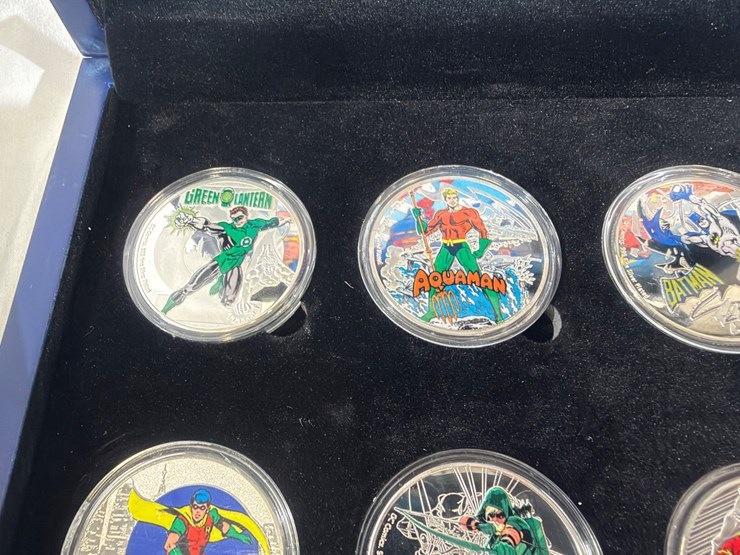 #40138-•-(8)-justice-league-silver-plated-coins-image-7
