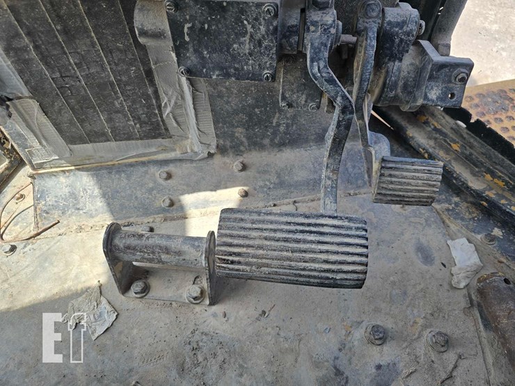 1994-caterpillar-d6h-xl-ii-image-22