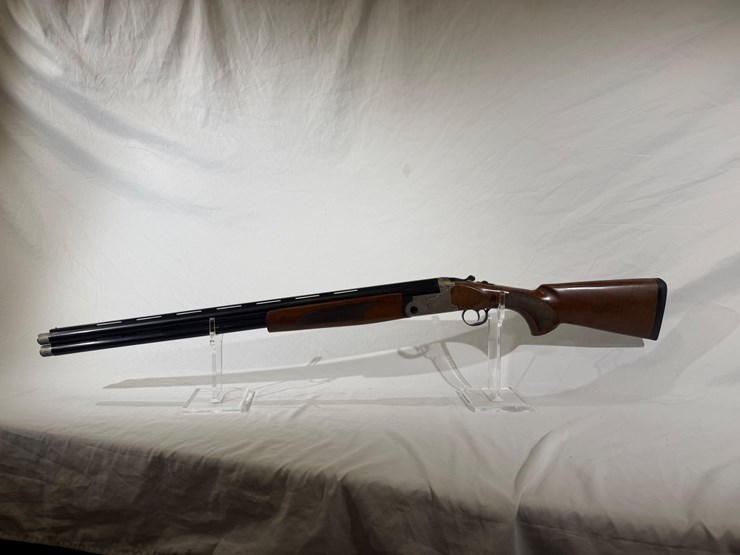 #32-•-mossberg-silver-reserve-ii-over/under-shotgun-image-1