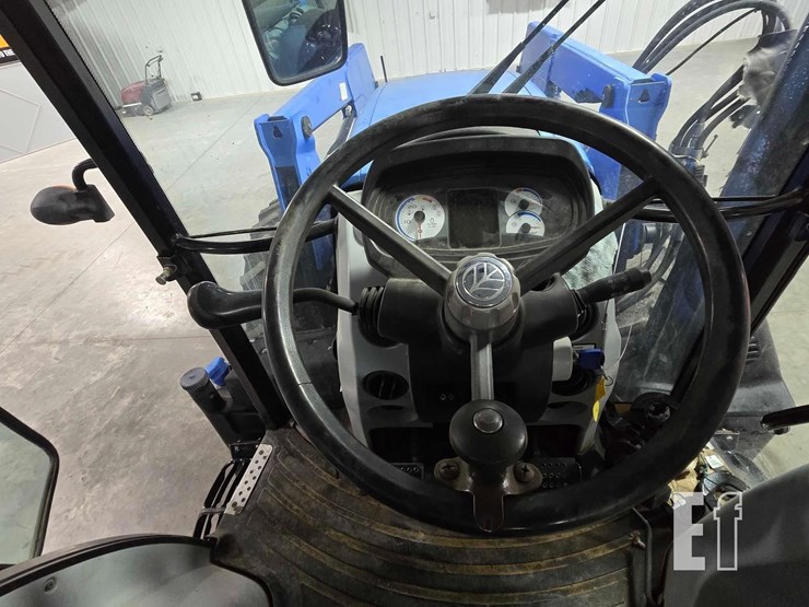 2016-new-holland-ts6.130-image-11