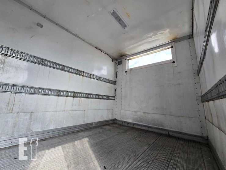 2013-international-durastar-4300-image-10