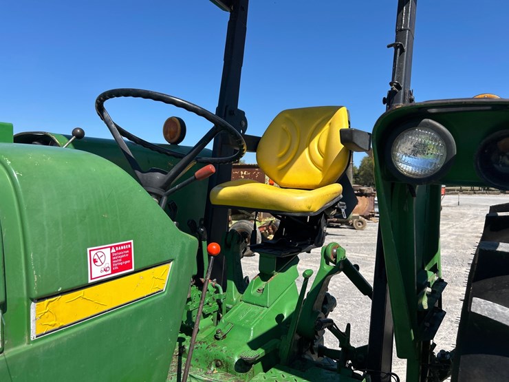 john-deere-2950-image-15