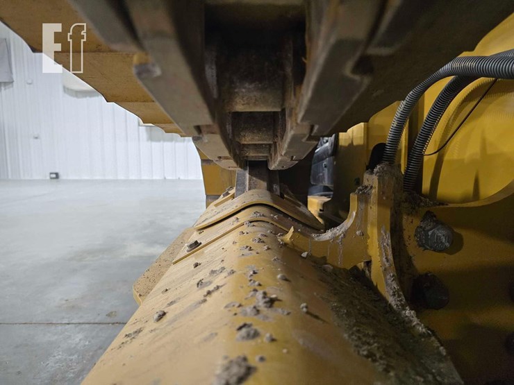 2020-caterpillar-d3k2-xl-image-36