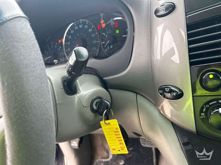 2007-toyota-sienna-image-14