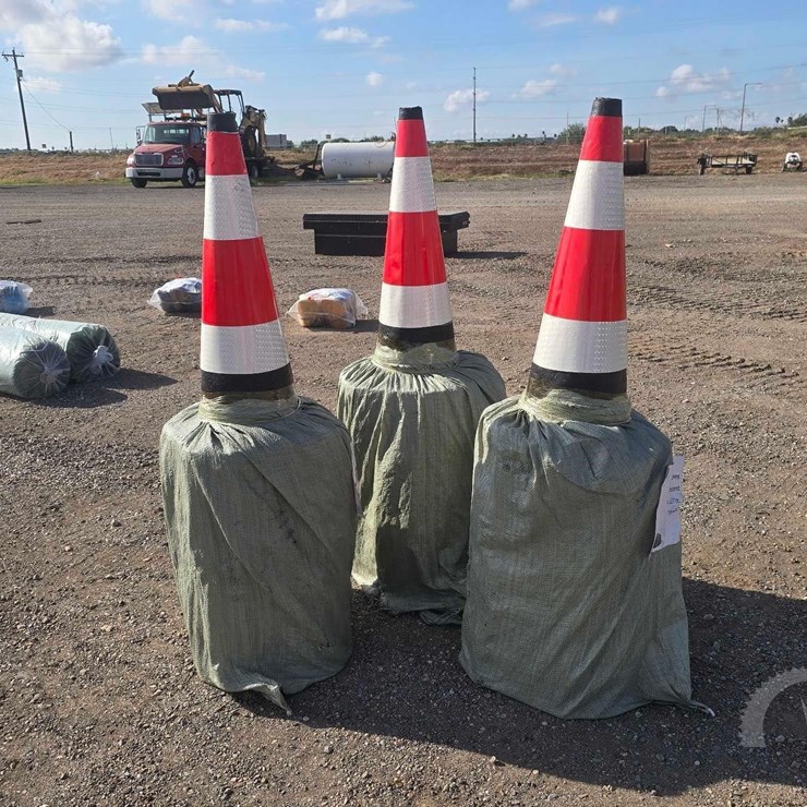QTY (60) SAFETY TRAFFIC CONES