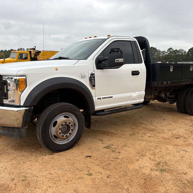 2017 FORD F450 SD